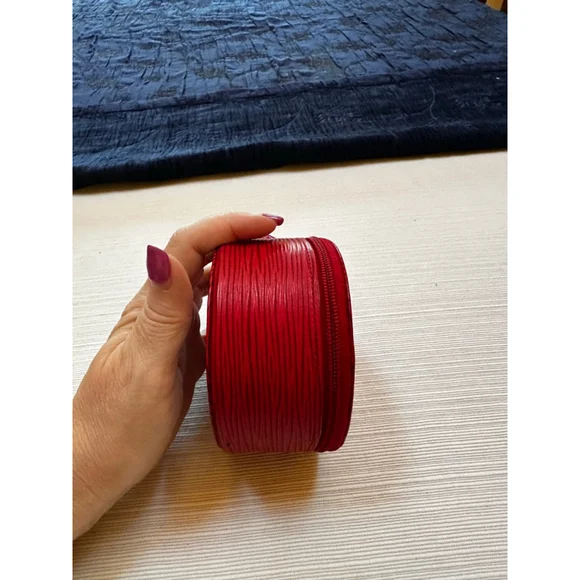 Louis Vuitton Red Epi Leather Round Cosmetic/Jewelry Case - Picture 5 of 9